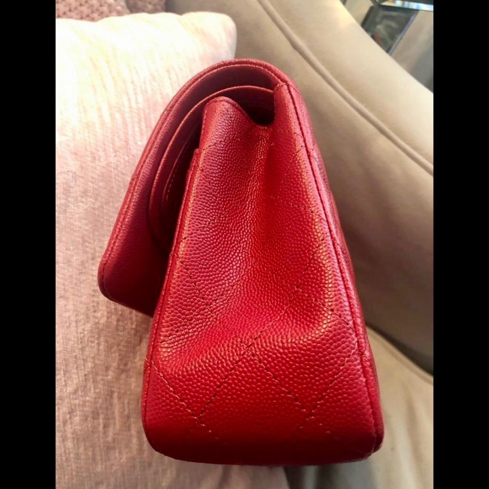 Chanel Classic Medium Flap Bag 19B True Red - Picture 6 of 9